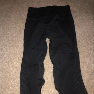 cropped lululemon leggings